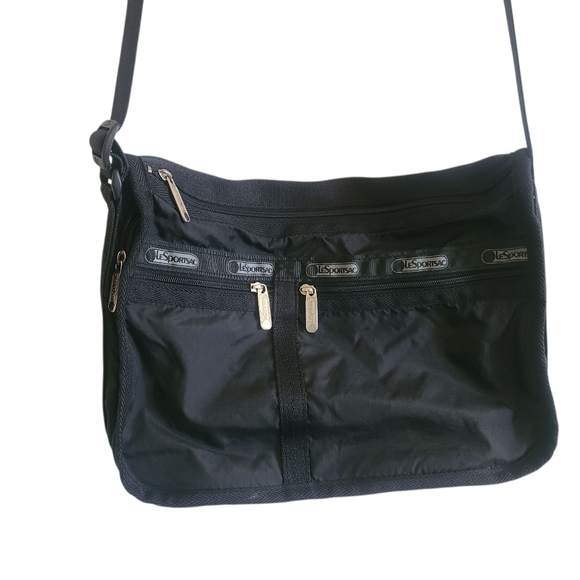 Lesportsac Handbags - vintage 1980s lesportsac every day crossbody bag black made in USA